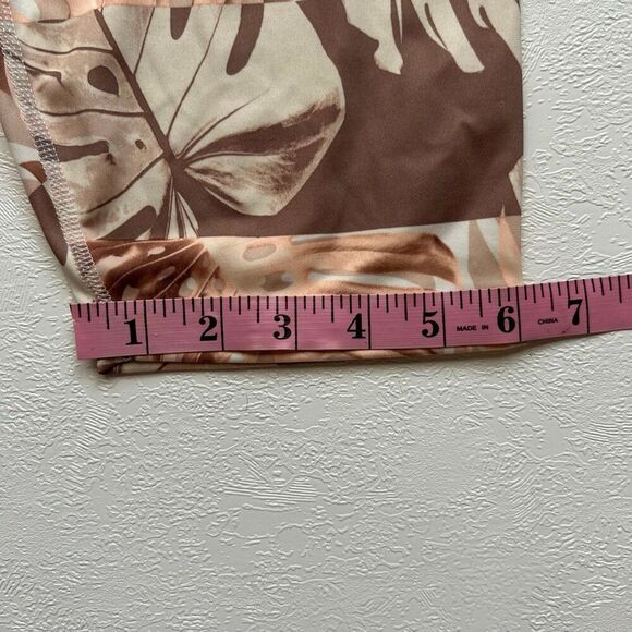 Nike Dri-Fit 3X Tropical Monstera Leaf Print Leggings | Neutral Peach Brown Acti - Picture 8 of 9